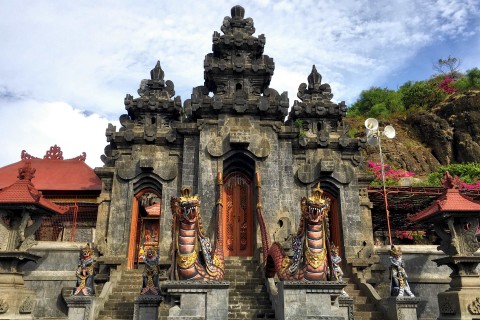 Temple Tour